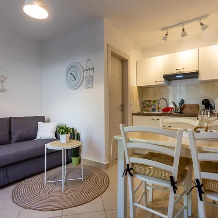 Magnolia Apartment *