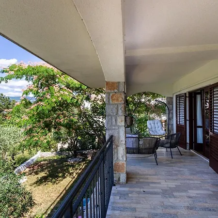 Apartment Magnolia Silo (Krk)